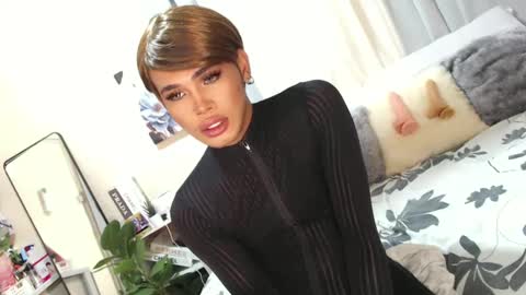 Snapshot of tiara_perezx chatting on February 2025 07:48:01 AM Sam online show from February 2025 07:48:01 AM