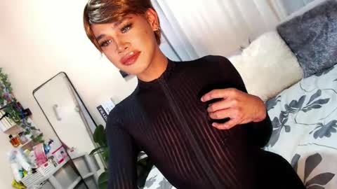 Snapshot of tiara_perezx chatting on February 2025 02:31:01 AM Sam online show from February 2025 02:31:01 AM