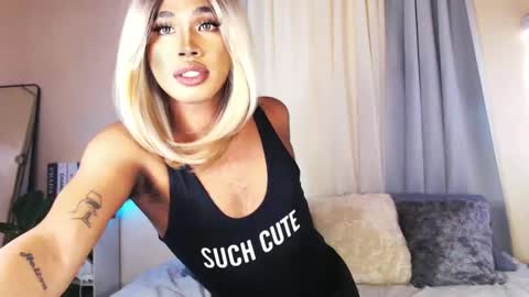 Snapshot of tiara_perezx chatting on February 2025 05:19:02 AM Sam online show from February 2025 05:19:02 AM