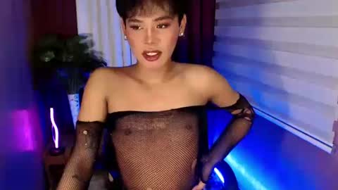 Snapshot of tiara_perezx chatting on September 2025 09:31:02 AM Sam online show from September 2025 09:31:02 AM