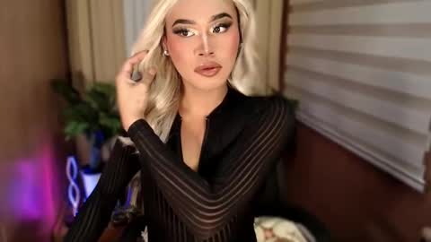 Snapshot of tiara_perezx chatting on September 2025 09:17:02 PM Sam online show from September 2025 09:17:02 PM