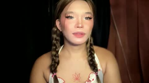 Snapshot of tiaragodhere chatting on February 2026 11:55:02 PM Ms. Tiara online show from February 2026 11:55:02 PM