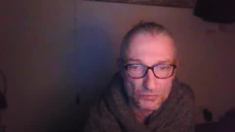 tiddles12345 online show from April 2026 01:47:02 AM