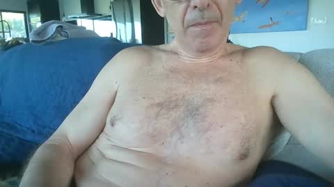 JustMe online show from February 2025 04:44:01 PM