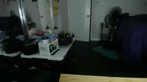 Tierra Henri online show from October 2025 09:06:02 AM