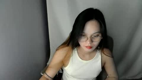 Snapshot of tifanny_foxdoll chatting on March 2025 08:10:02 PM Goddess Tifanny online show from March 2025 08:10:02 PM