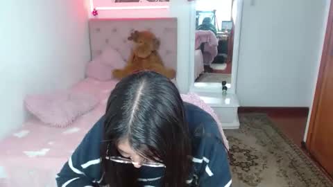 Snapshot of tifanny_squirt chatting on February 2026 06:19:02 AM Tifanny online show from February 2026 06:19:02 AM