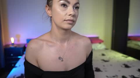 Tiffany online show from July 2026 08:36:01 PM