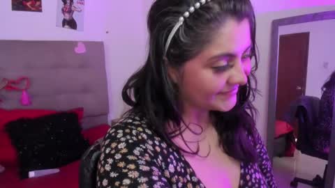 Snapshot of tiff_luxx chatting on March 2026 03:06:01 PM Tiff Luxx online show from March 2026 03:06:01 PM