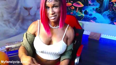 Tiffani Love online show from October 2025 03:12:01 PM