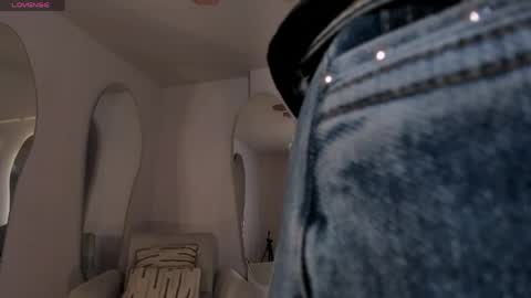 Tiffanny Sins online show from April 2026 06:10:01 PM