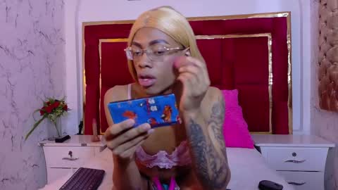 Snapshot of tiffannyvalentine chatting on May 2026 12:43:01 PM tiffannyvalentine online show from May 2026 12:43:01 PM
