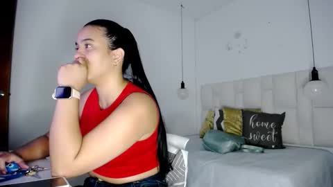 tiffany online show from September 2025 07:14:02 PM