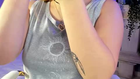 Tiffany Becker online show from December 2025 12:34:02 PM