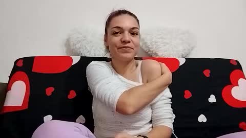 Tiffany online show from February 2025 09:04:02 PM