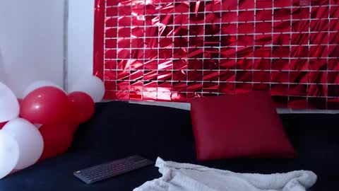 Tiffany online show from February 2025 05:23:01 AM