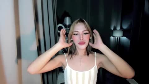 tiffany online show from December 2024 06:43:01 PM