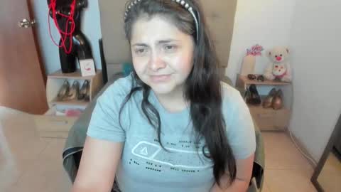 TiffanyAmazing online show from December 2025 12:25:02 PM