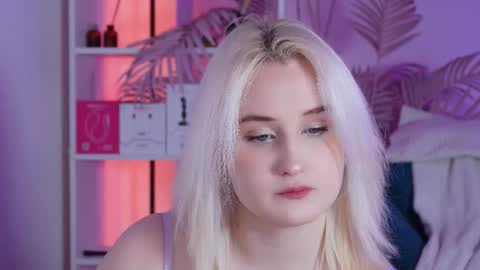 tiffanyjons online show from February 2026 05:44:02 PM