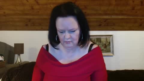 TiffanyMature online show from October 2025 03:07:01 PM