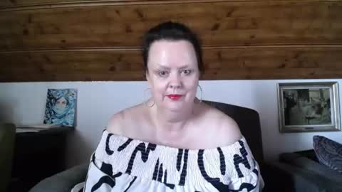 Snapshot of tiffanymature chatting on July 2026 09:01:02 AM TiffanyMature online show from July 2026 09:01:02 AM