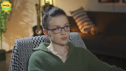 tiffanyriox online show from April 2026 11:49:02 PM