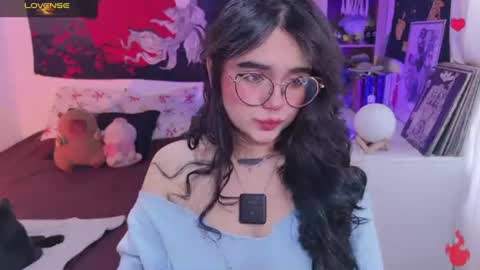 Snapshot of tigerlily__1 chatting on July 2026 01:31:02 PM Lilith online show from July 2026 01:31:02 PM