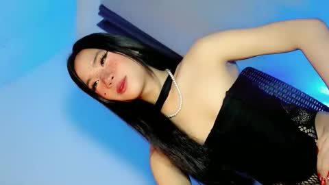 tight_elliana online show from September 2025 06:23:02 PM