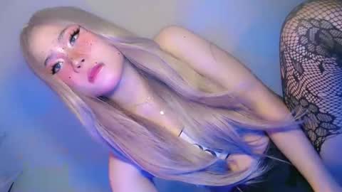 tight_elliana online show from April 2026 09:39:33 PM