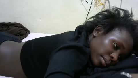 tight_pussie online show from October 2025 07:04:02 PM