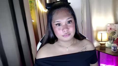 Snapshot of tightkitten4u chatting on October 2025 07:23:01 AM Kitti online show from October 2025 07:23:01 AM