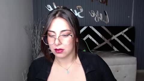 Tiina  online show from January 2025 01:41:02 PM