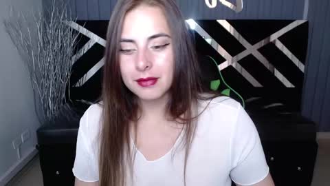 Tiina  online show from January 2025 01:40:01 PM