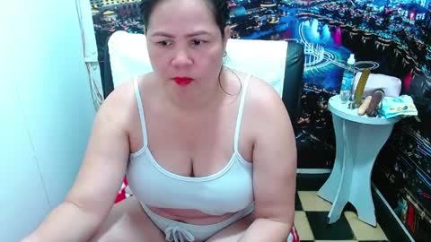 Tila online show from April 2026 12:55:02 AM