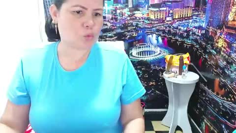 Tila online show from April 2026 12:27:02 AM