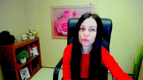 Luisa online show from January 2025 08:18:02 AM