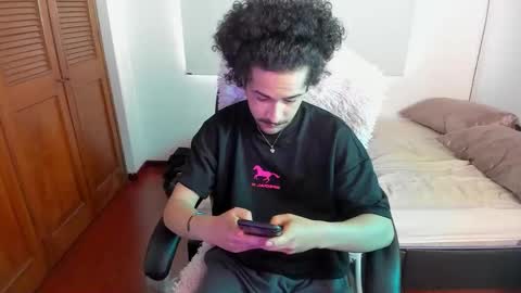 Snapshot of timgreen420 chatting on December 2025 06:14:02 PM timgreen420 online show from December 2025 06:14:02 PM