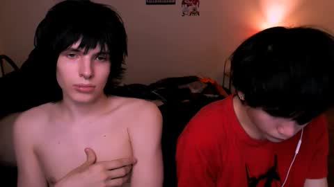 timi_moon online show from November 2025 08:41:02 PM