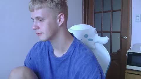 Snapshot of timkinky chatting on September 2025 01:44:02 PM Tim WhiteS online show from September 2025 01:44:02 PM