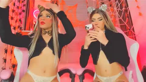 Snapshot of timmy_boyy chatting on October 2025 01:57:01 AM Hallie And Annie online show from October 2025 01:57:01 AM