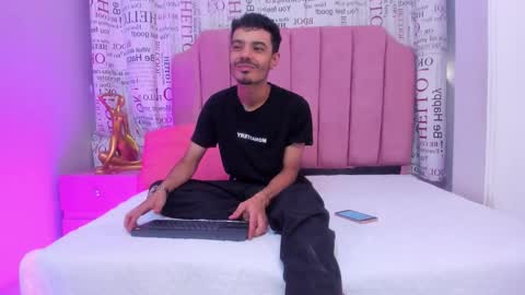 Evans  online show from October 2025 09:15:02 PM