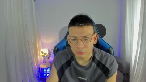 timi  jones online show from December 2024 05:13:01 PM