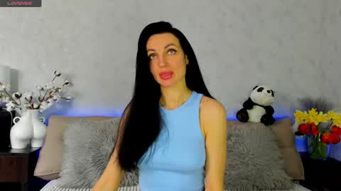 Tina online show from April 2026 10:47:02 AM