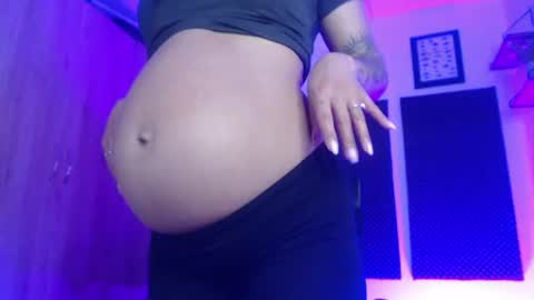 Snapshot of tina_wild_ chatting on June 2026 12:31:01 AM Tina Wild online show from June 2026 12:31:01 AM