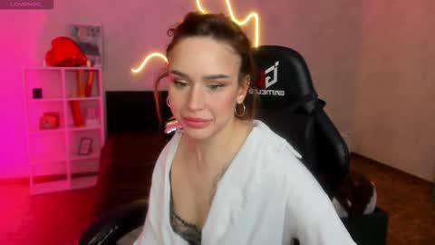 Snapshot of tina_xx_tina chatting on February 2026 02:19:02 AM Kristina online show from February 2026 02:19:02 AM