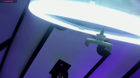 Tina  online show from February 2025 04:46:02 PM