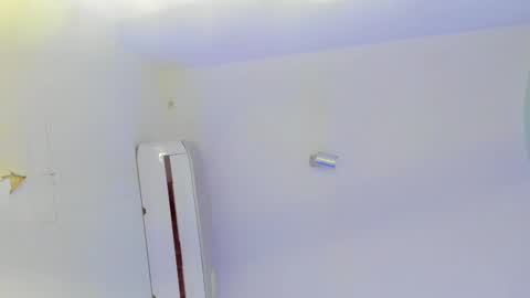 Tina  online show from September 2025 04:47:01 AM