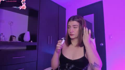 Tina  online show from February 2026 07:56:02 AM