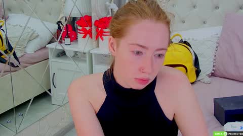 Tina online show from September 2025 03:32:01 AM