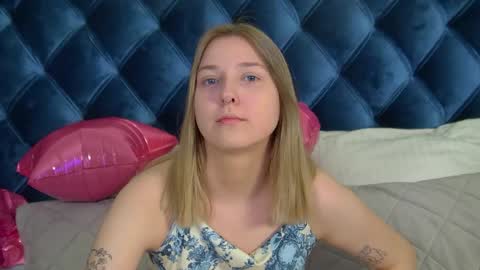 TinaBurton online show from April 2026 04:26:01 PM